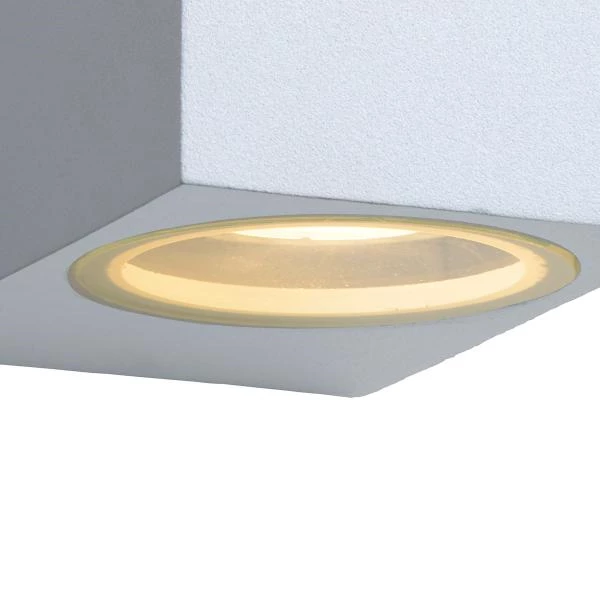 Lucide ZORA-LED - Wandspot / Wandlamp Binnen/Buiten - LED Dimb. - GU10 - 2x5W 3000K - IP44 - Wit - detail 2